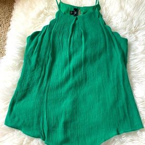 Cite green top